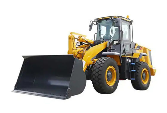 Earth-Moving Machinery 7Ton Hydraulic Articulated Wheel Loader 877H Heavy Equipment