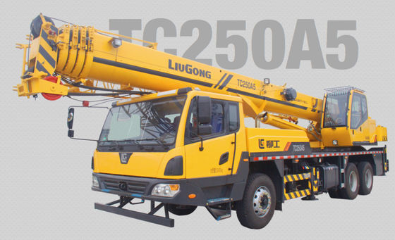 Heavy Crane 25 Ton Rough Terrain Crane Crane TC250A5 With Extended Boom