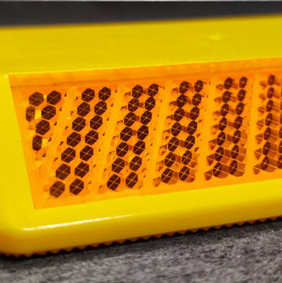 CE Road Safety Products Cat Eye Traffic Safety Plastic Road Marker