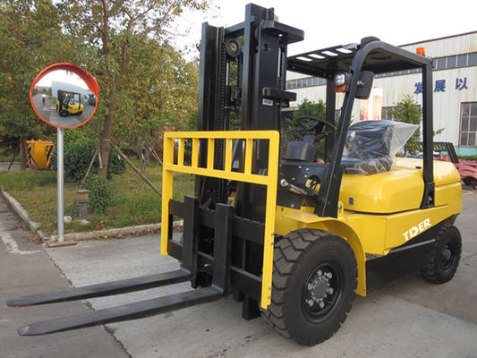 ISUZU 6BG1-02 Engine 5T Diesel Forklift Truck Intelligent Starting System Hydraulic Stacker Trucks