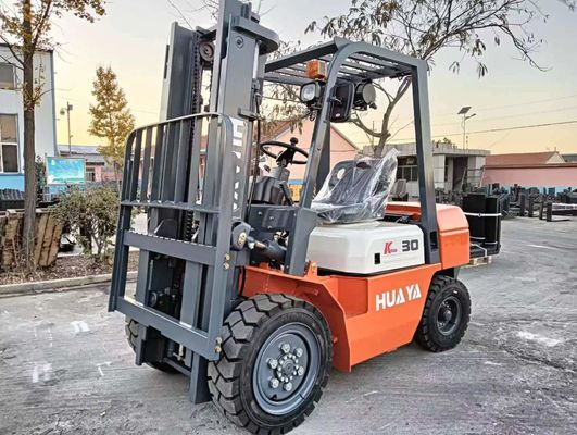 XINCHAI 490  Engine 3T Diesel Forklift CPC30 37kw 3000-7000mm Lifting Height