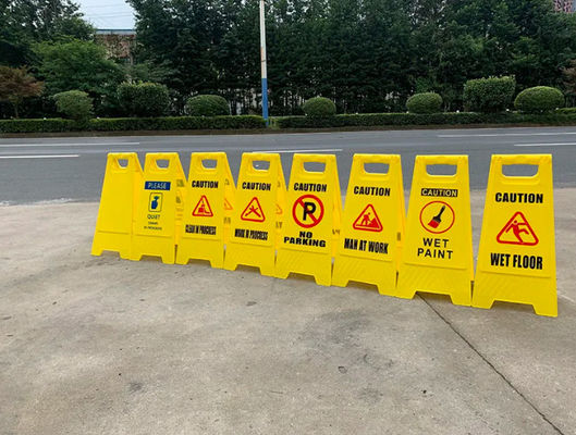 High Quality Collapsible Road Wetland Board Plastic Safety Warning Sign