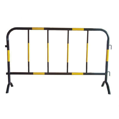 Yellow And Black Iron Horse Guardrail, Temporary Diversion Fence For Traffic Road Construction Safety Warning
